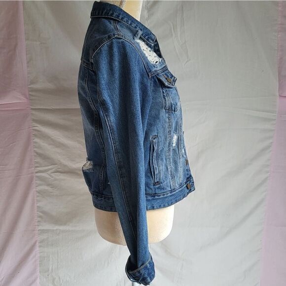 Fashion Nova Distressed Dark Wash Jean Jacket Size XS - Picture 6 of 10
